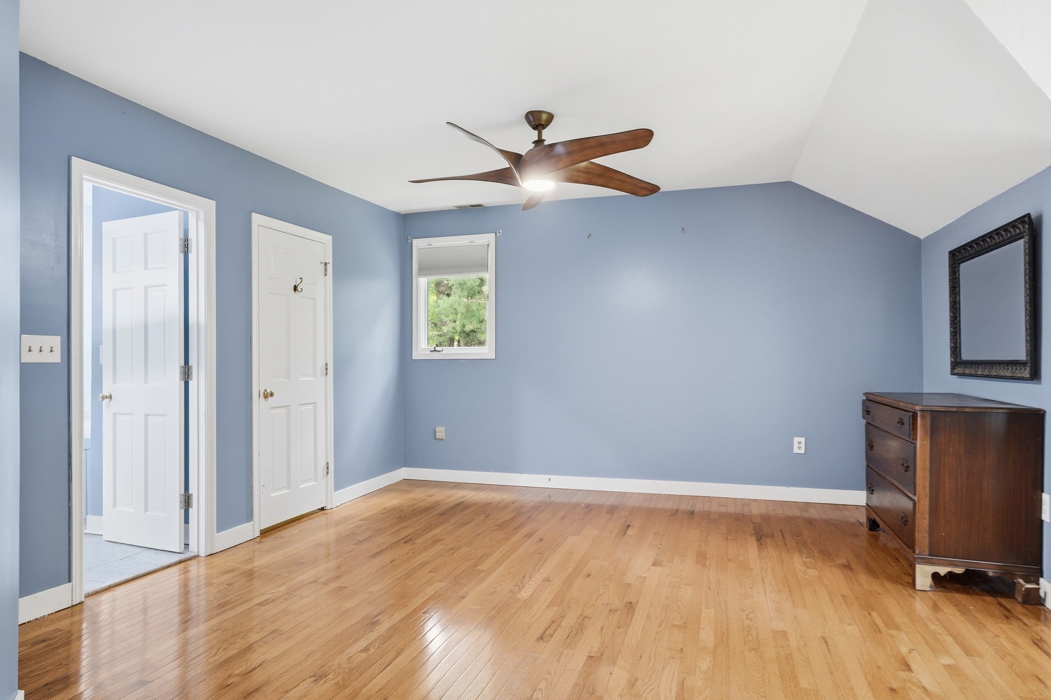 247 Hampstead St, Methuen, MA 01844 - Image 32