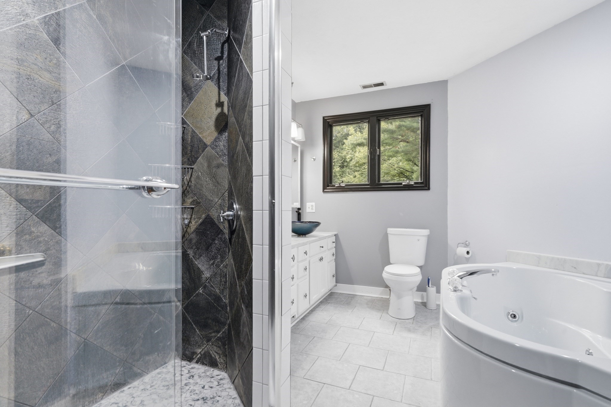 247 Hampstead St, Methuen, MA 01844 - Image 34
