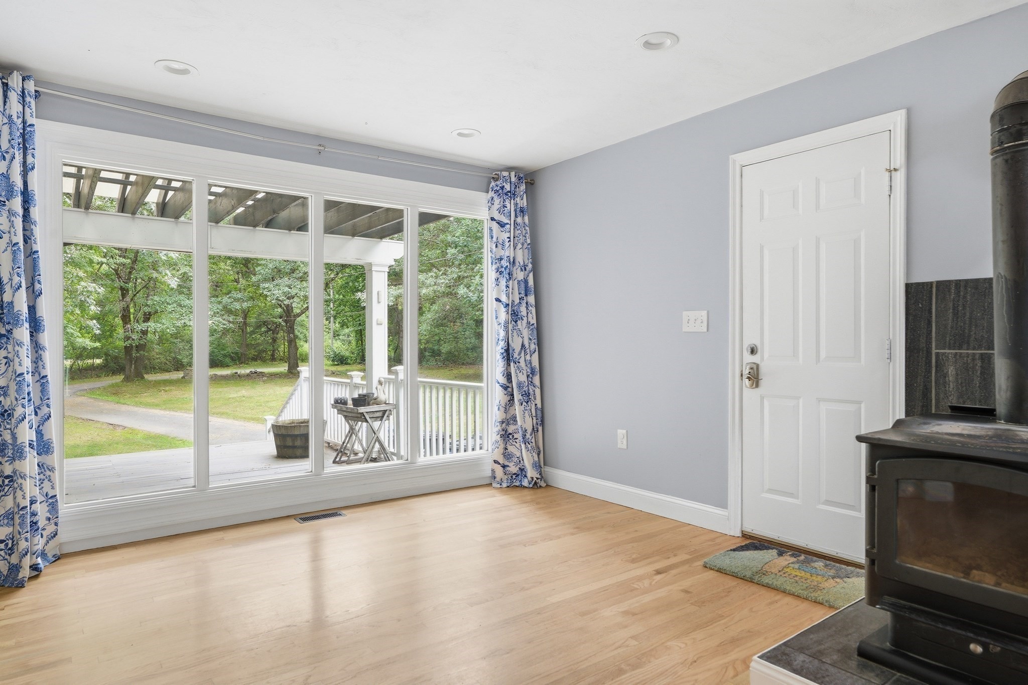 247 Hampstead St, Methuen, MA 01844 - Image 7