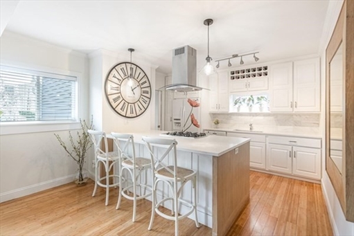 34 Everett Ave, Apt 1