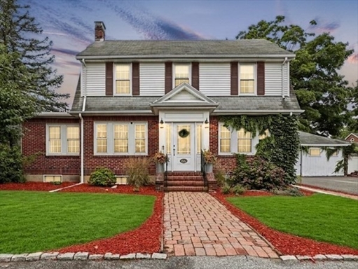 66 Damon Rd