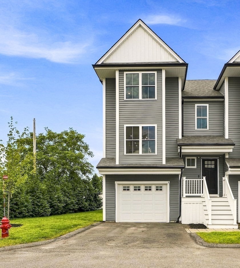 274 Providence Rd Unit 8, Grafton, MA 01560