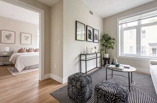 394 McGrath Hwy, Apt 101