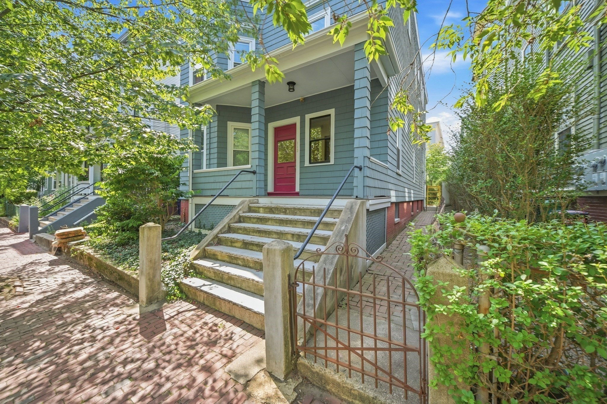 113 Antrim St Unit 3, Cambridge, MA 02139