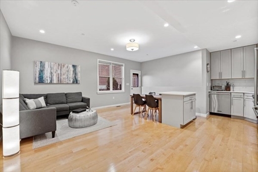 246 Boston, Apt Ste 1