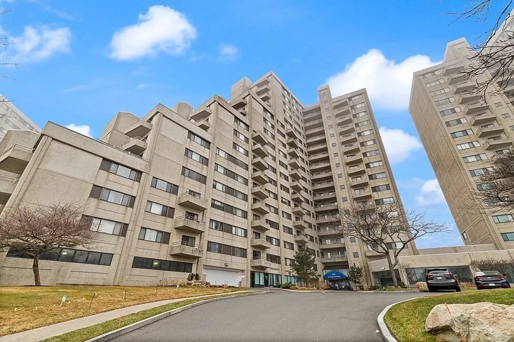 376 Ocean Ave Unit 709, Revere, MA 02151