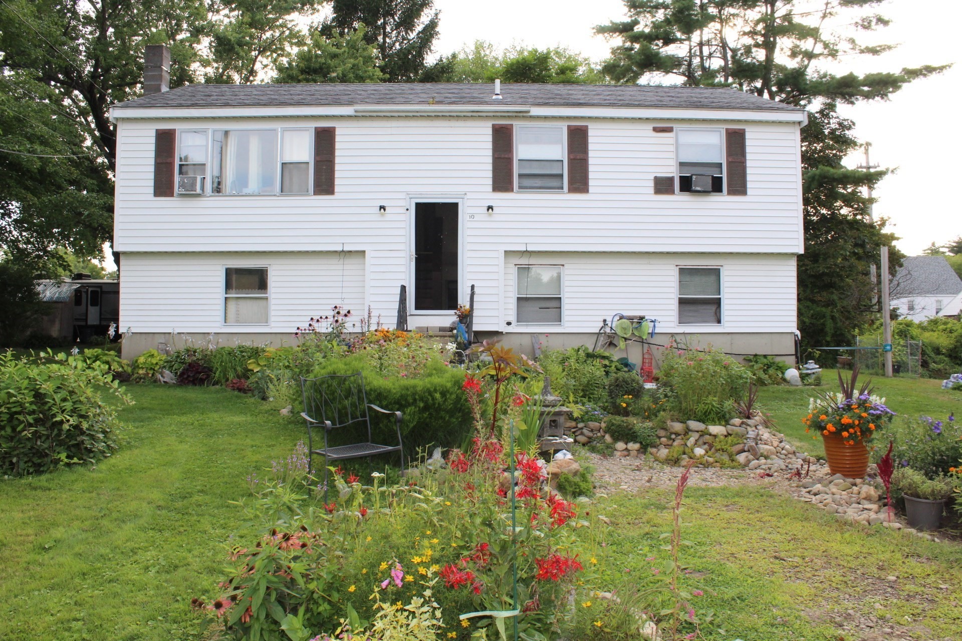 10 Howard George Ct, Salisbury, MA 01952