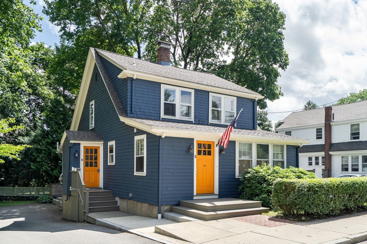5 Maple St, Lexington, MA 02420