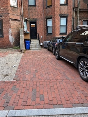 377 Commonwealth Ave