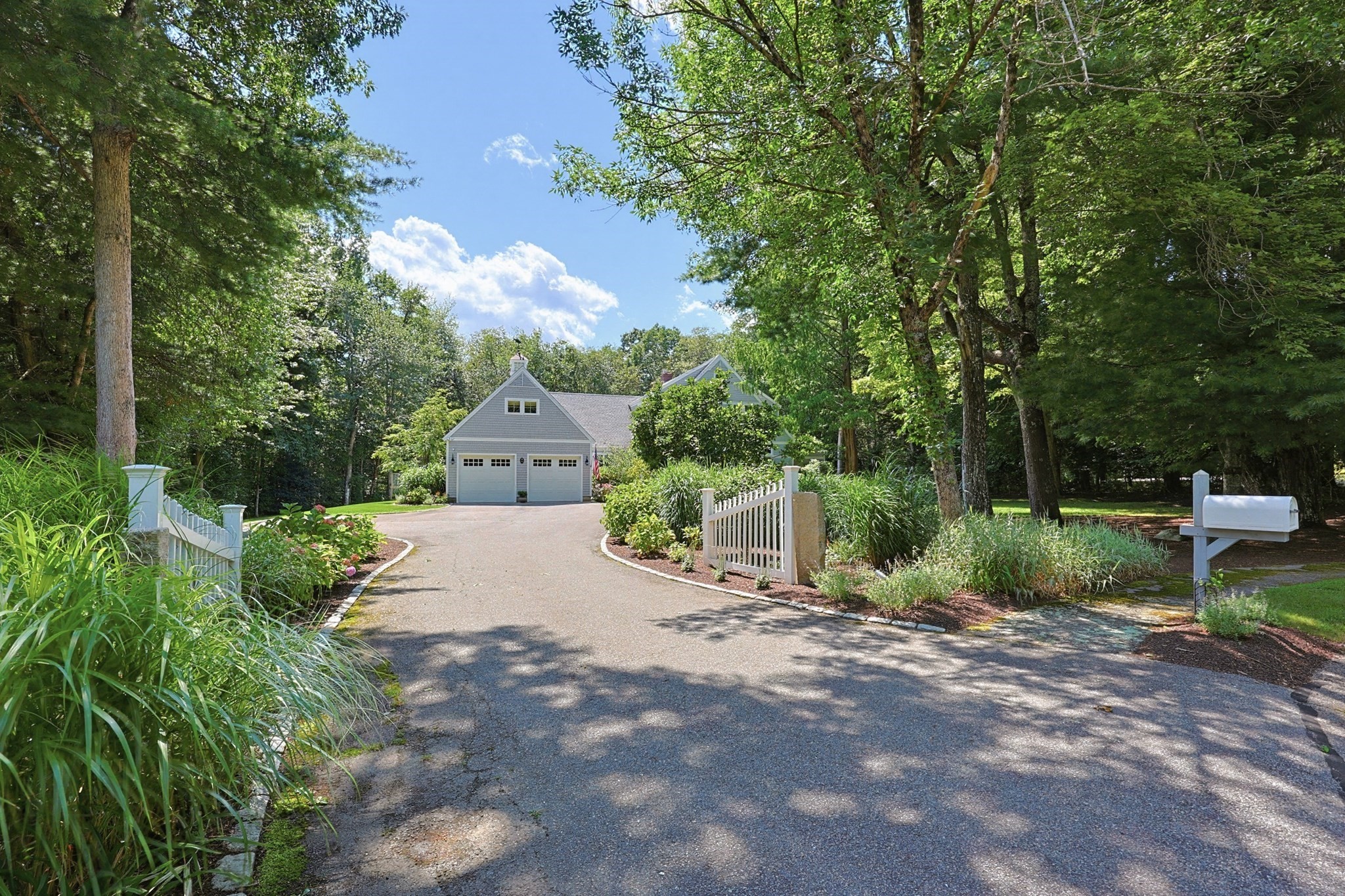 35 Tucker Ln, Dartmouth, MA 02747 - Image 2