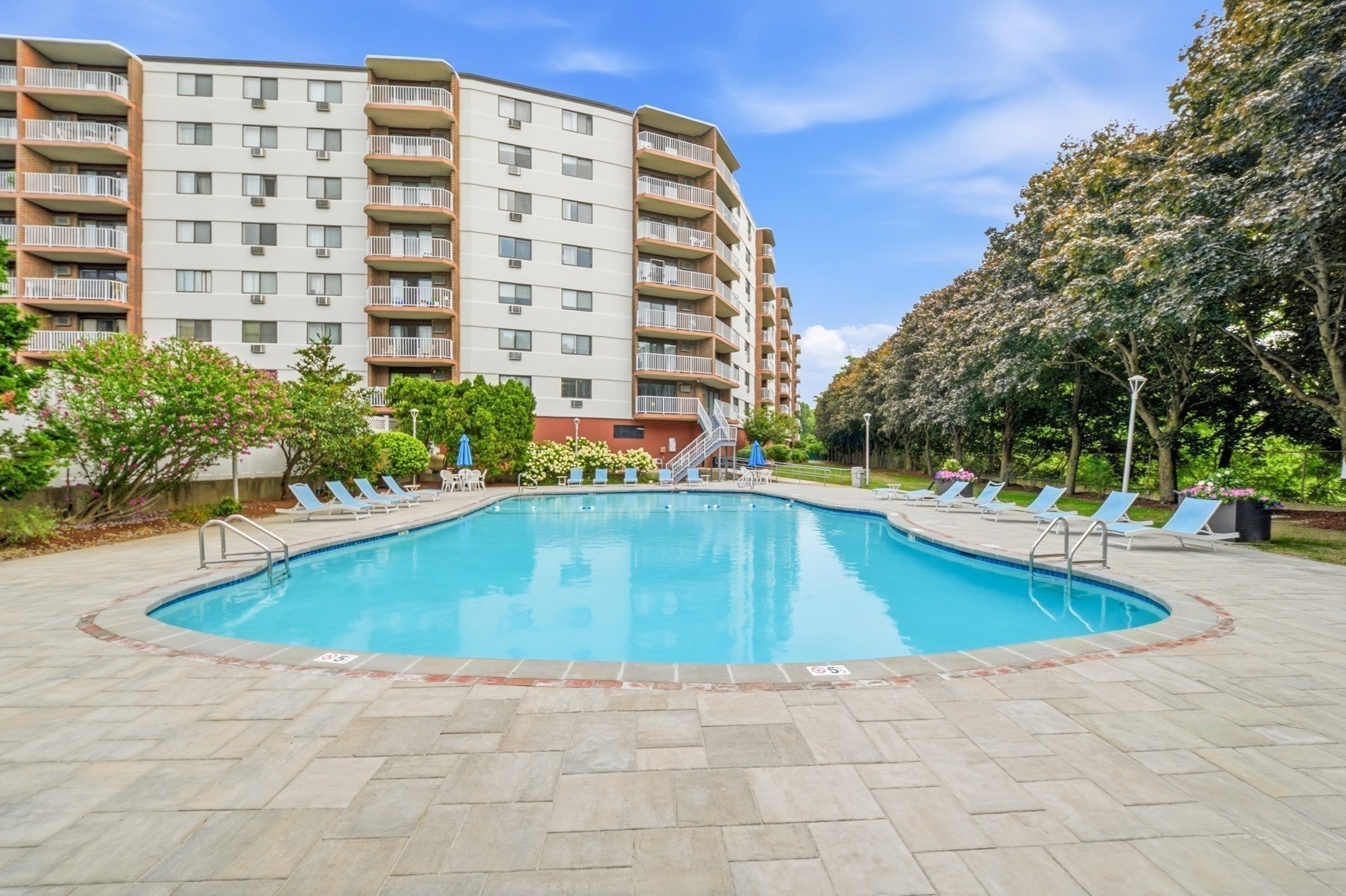 131 Coolidge Avenue Unit 526, Watertown, MA 02472 - Image 23