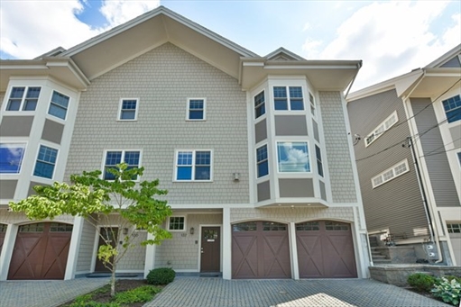 132 Newton St, Apt 132