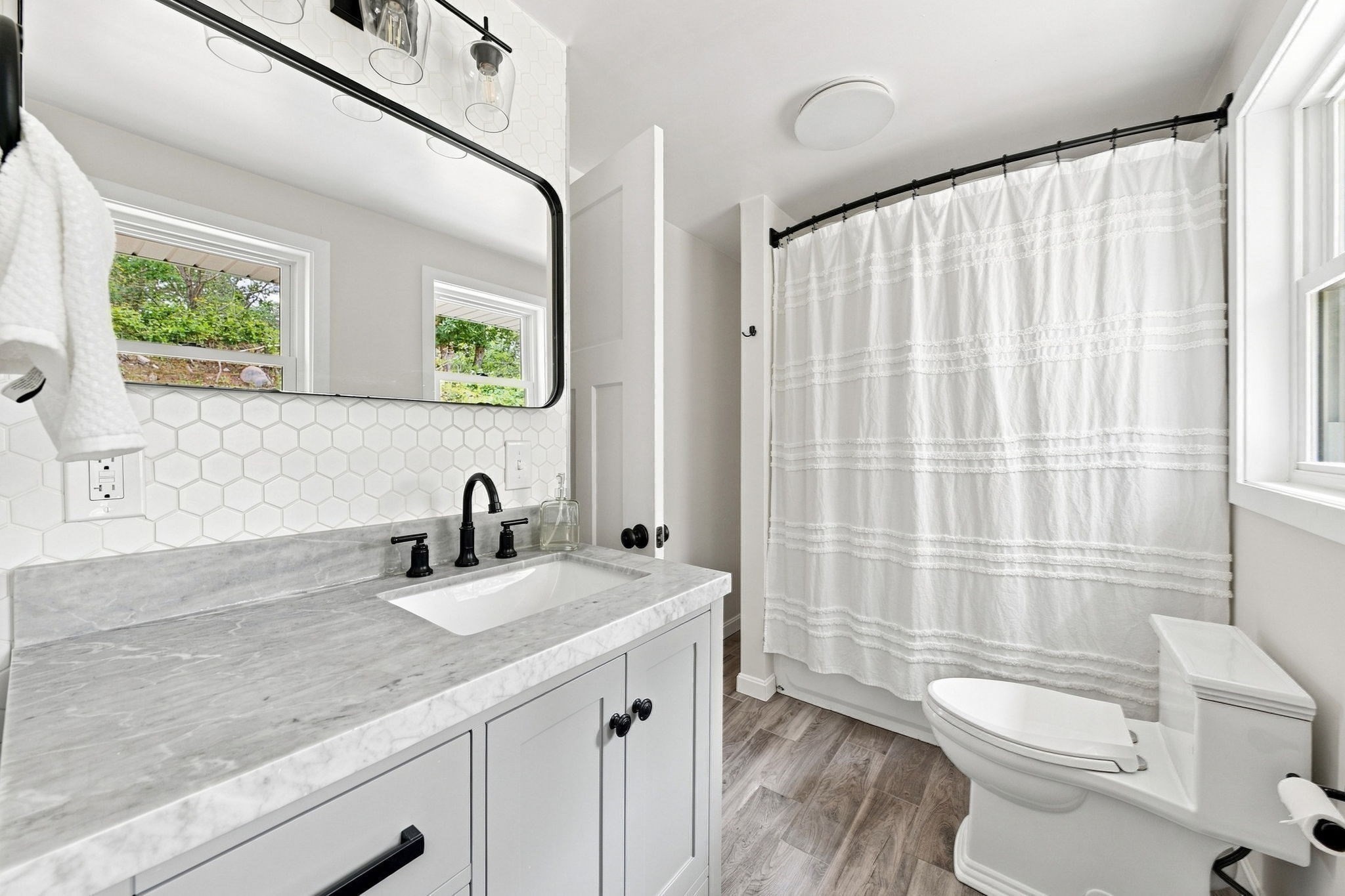118 Horseneck Rd, Dartmouth, MA 02748 - Image 22