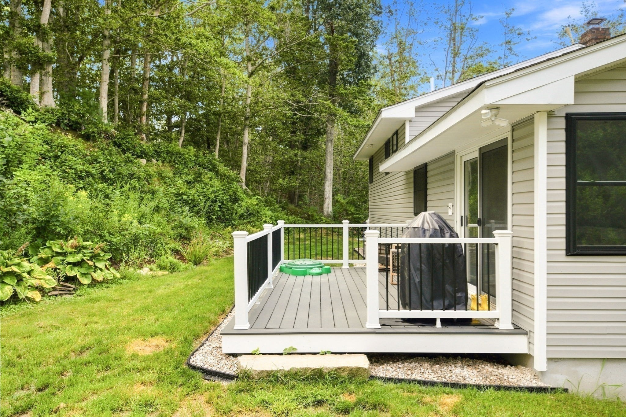 118 Horseneck Rd, Dartmouth, MA 02748 - Image 5