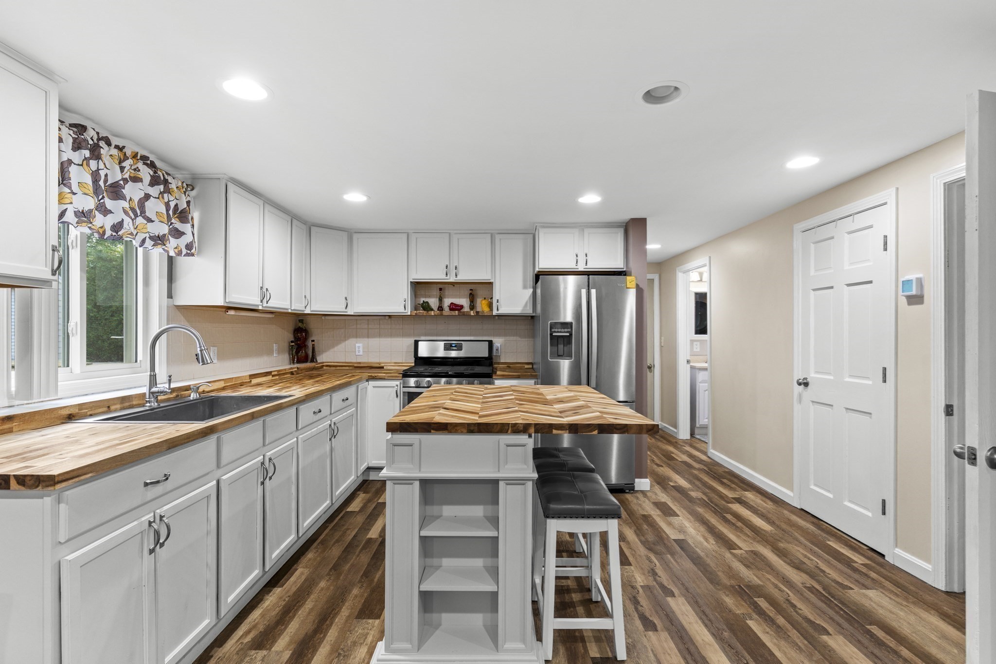 2 Cutter Ln, Dartmouth, MA 02748 - Image 31