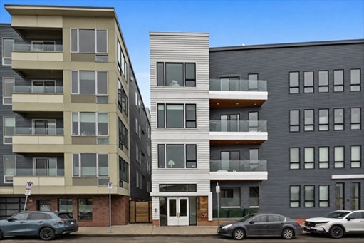 377 W 1St St, Apt 5