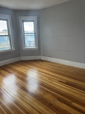 16 St Marks Rd, Apt 3