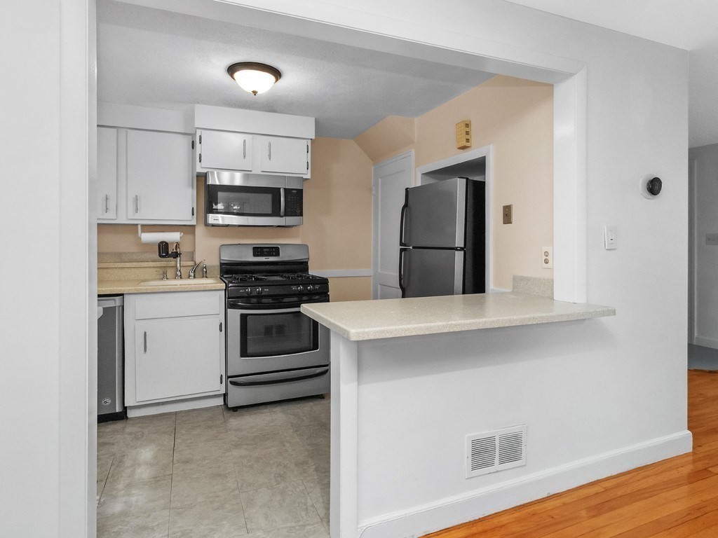 84 Duff Street Unit 84, Watertown, MA 02472 - Image 3