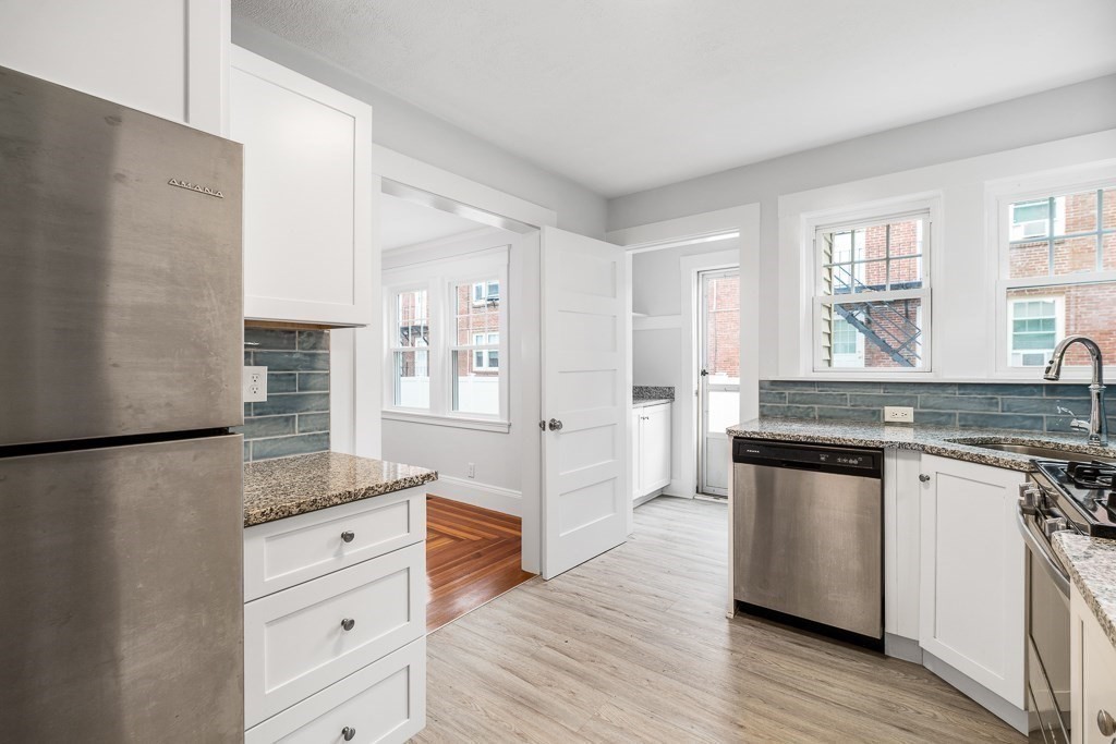 37 Richardson Ave Unit 3702, Wakefield, MA 01880 - Image 3
