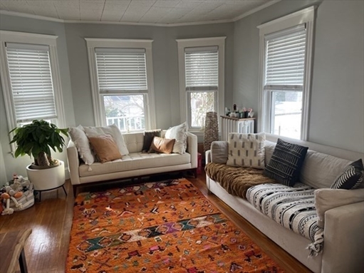 70 Wren St, Apt 1
