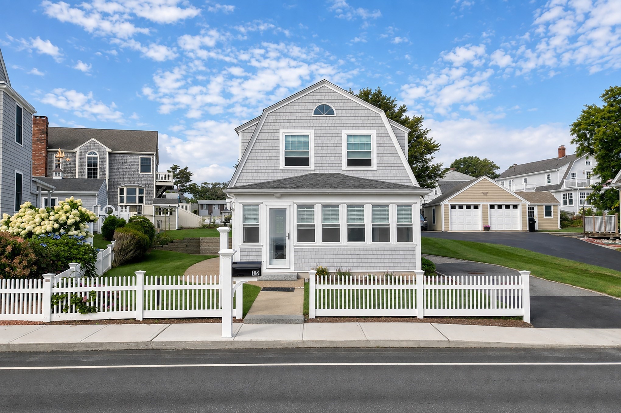 19 Priscilla Beach Rd, Plymouth, MA 02360