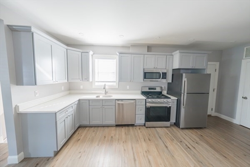 44 Vernal, Apt 2