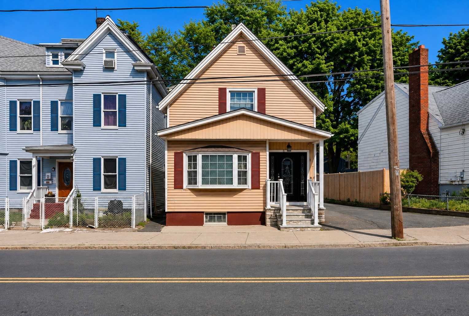 47 Chestnut St, Lynn, MA 01902