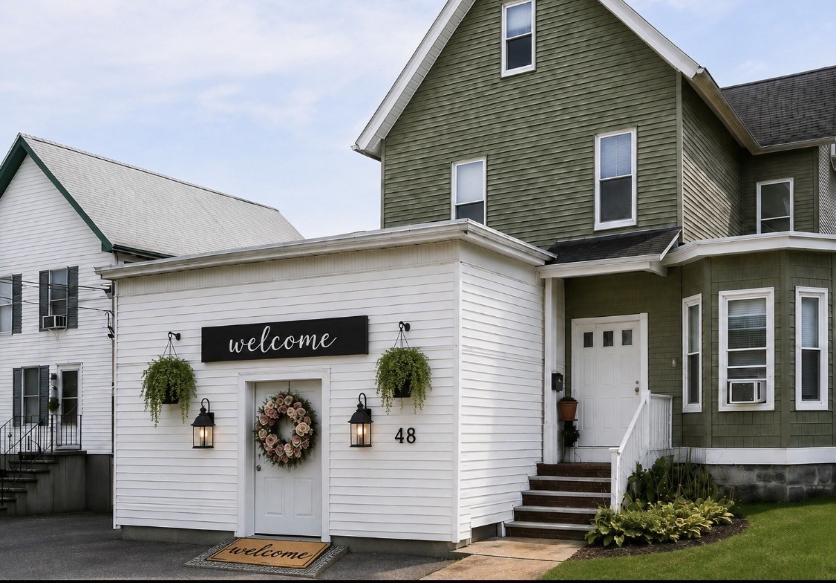 48 West Adams Street, Lowell, MA 01851