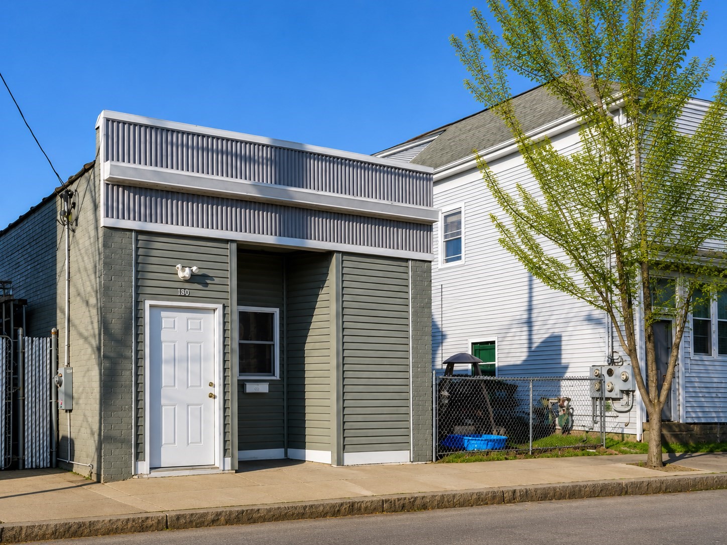 521 Kempton St, New Bedford, MA 02740