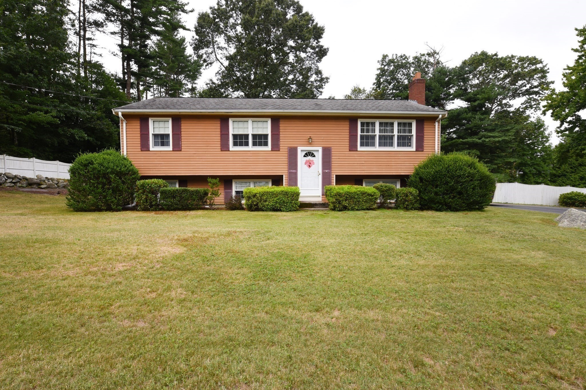 16 Arrow Drive, Whitman, MA 02382