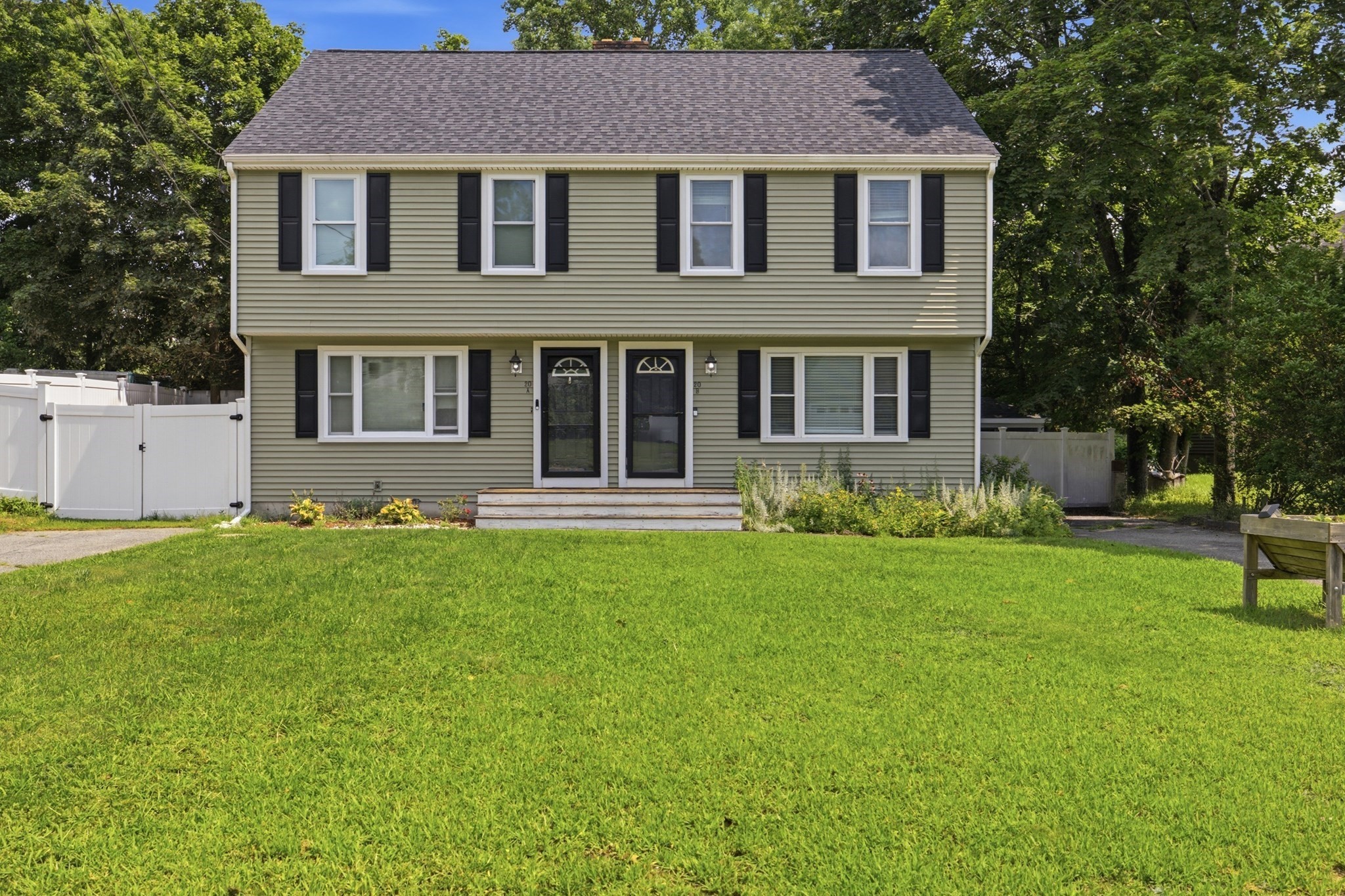 20 Chestnut St Unit B, East Bridgewater, MA 02333