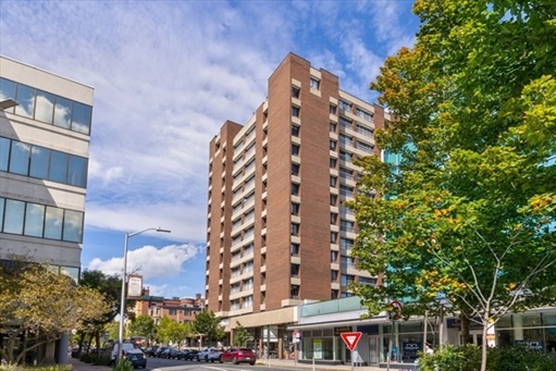 1105 Massachusetts Ave, Apt 9D