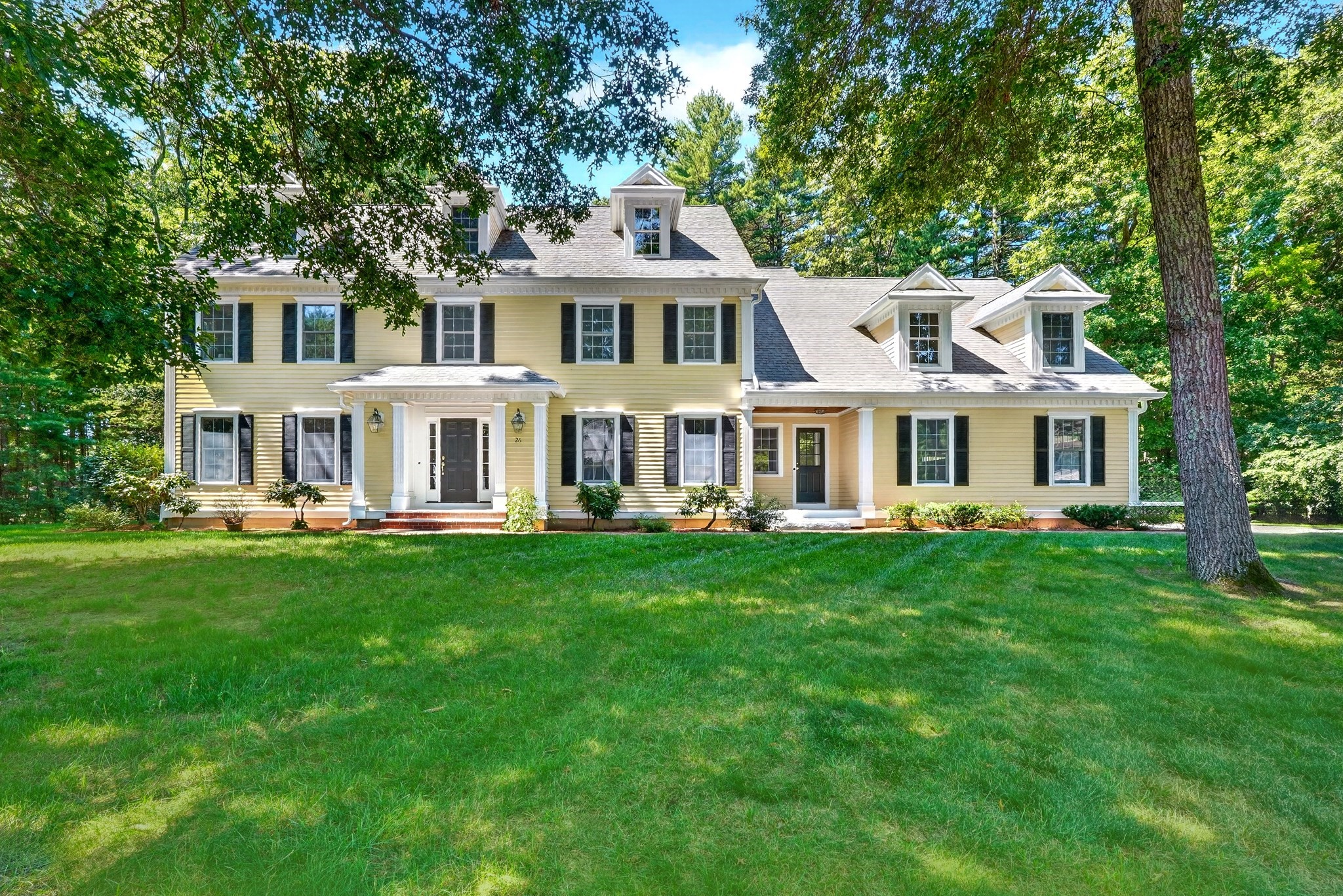 26 Sweeney Ridge Rd, Bedford, MA 01730