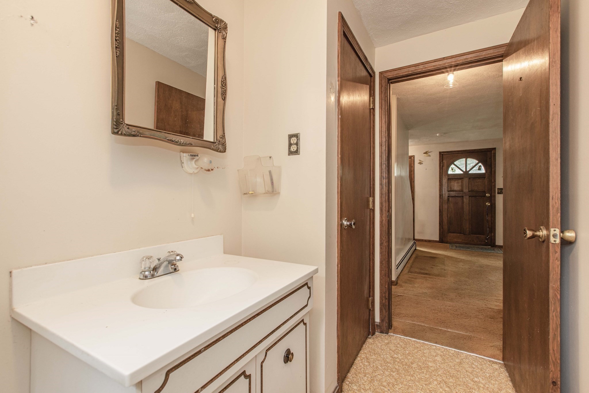 27 Sylvanus Wood Ln, Woburn, MA 01801 - Image 14