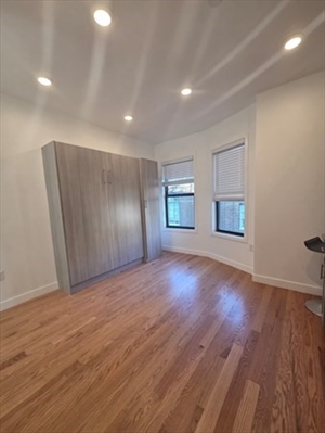165 Hawthorne street, Apt 202