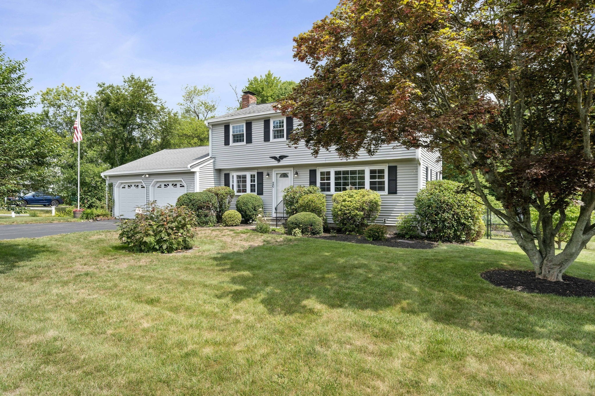 20 Worcester Dr, Norwood, MA 02062