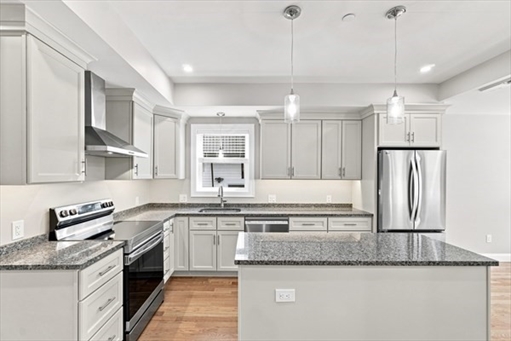 517 E 3rd, Apt 1
