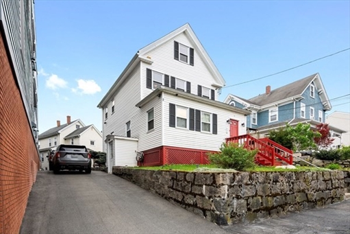 8 Walnut St, Apt 2A