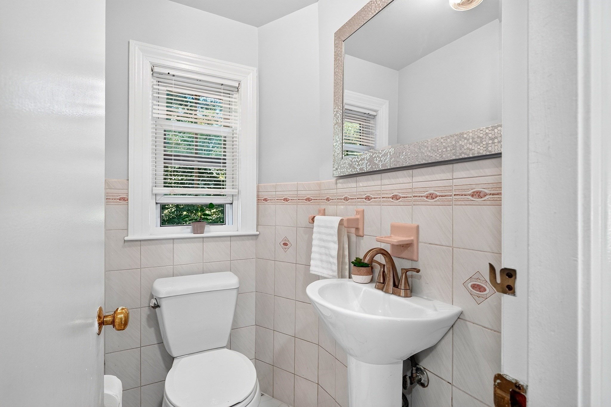 12 Fisher Terrace, Woburn, MA 01801 - Image 13
