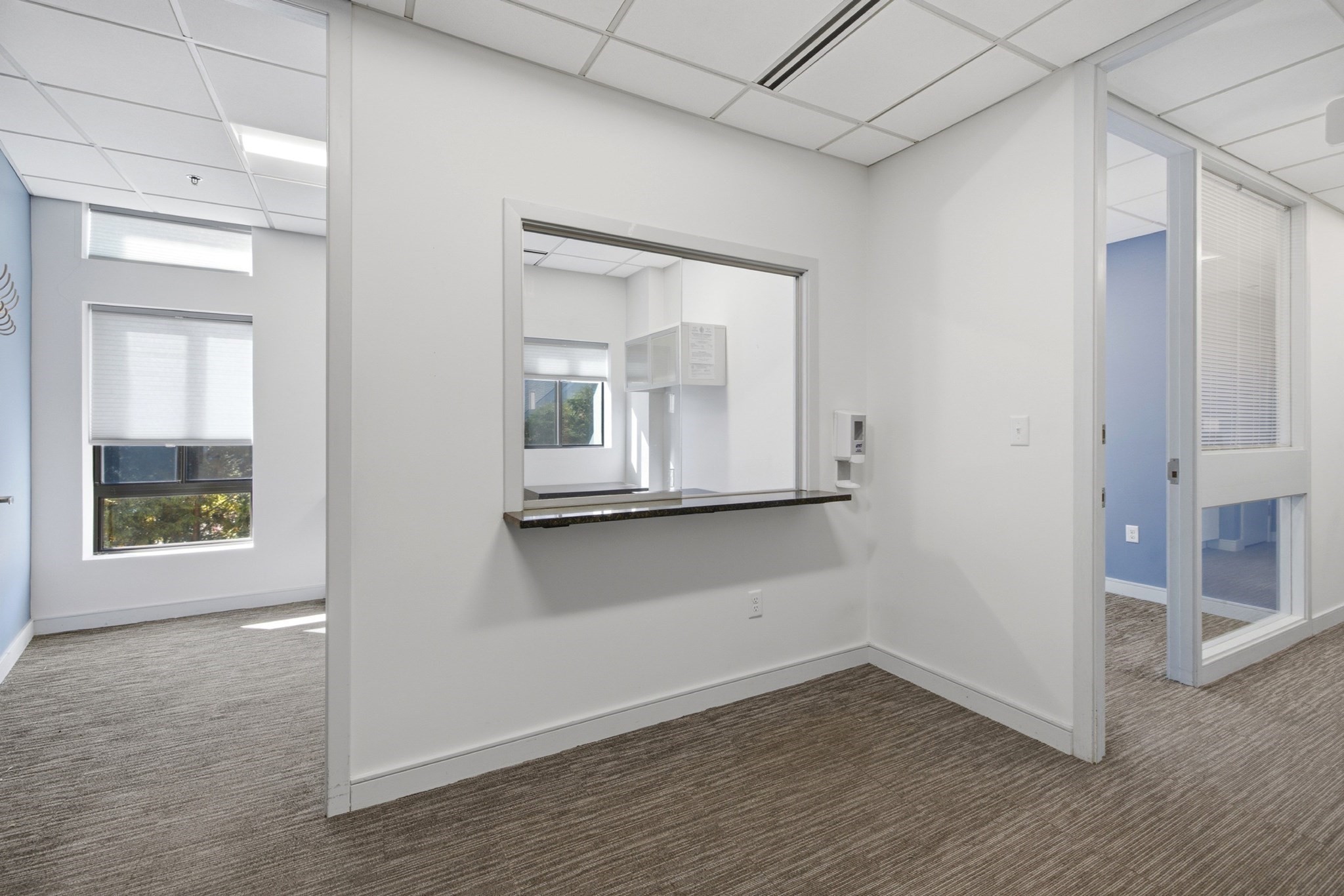 63 Shore Rd Unit 32, Winchester, MA 01890 - Image 1