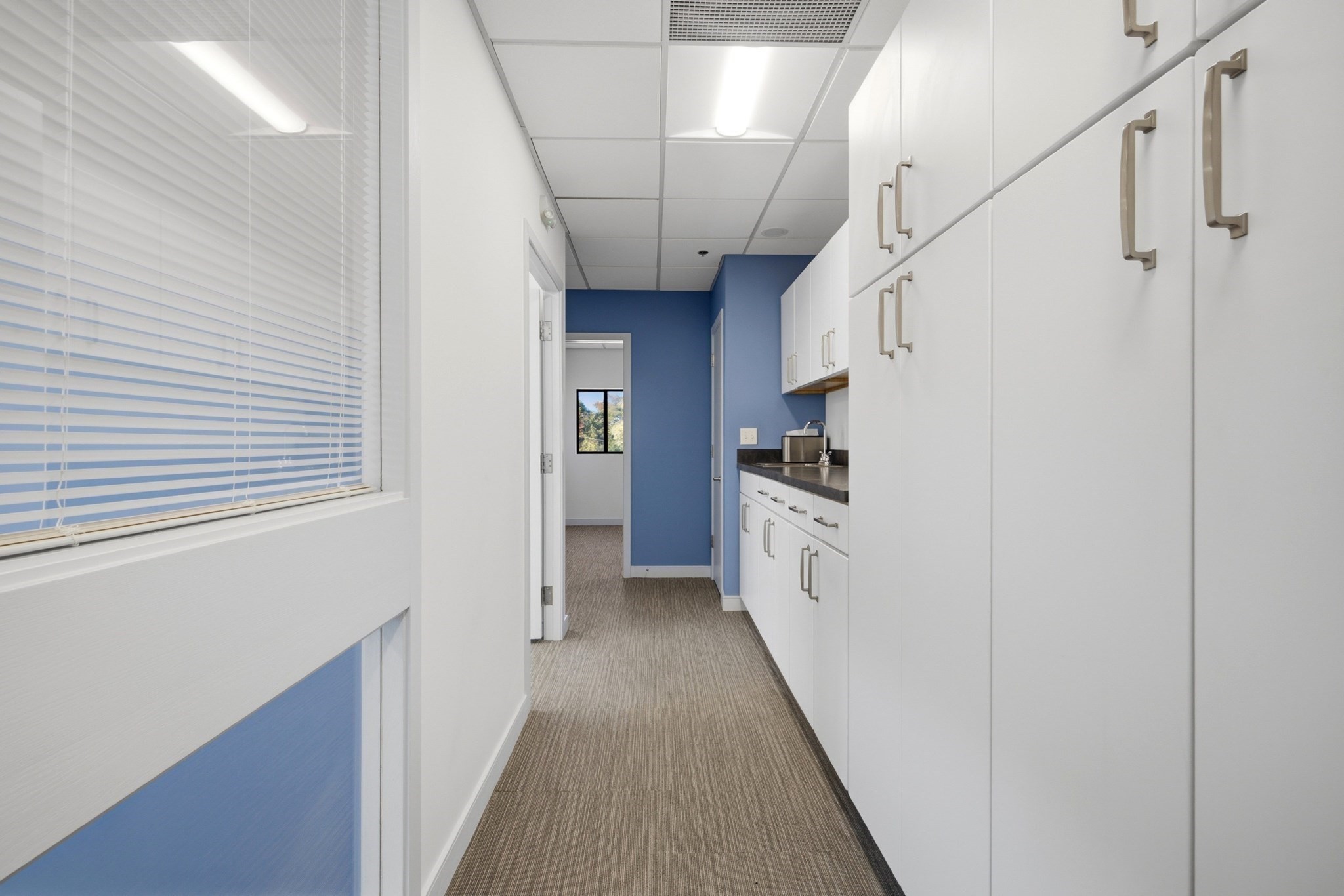 63 Shore Rd Unit 32, Winchester, MA 01890 - Image 16