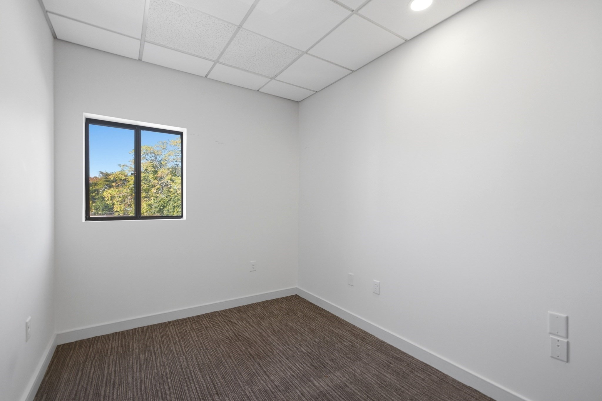 63 Shore Rd Unit 32, Winchester, MA 01890 - Image 22