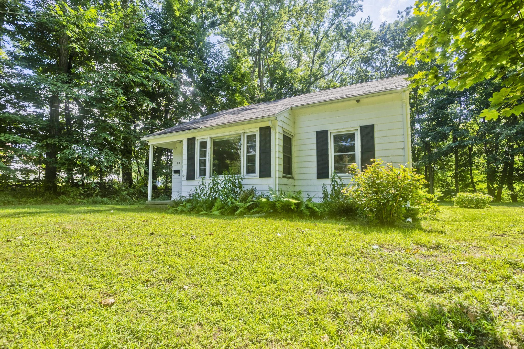 40 Hadley St, South Hadley, MA 01075