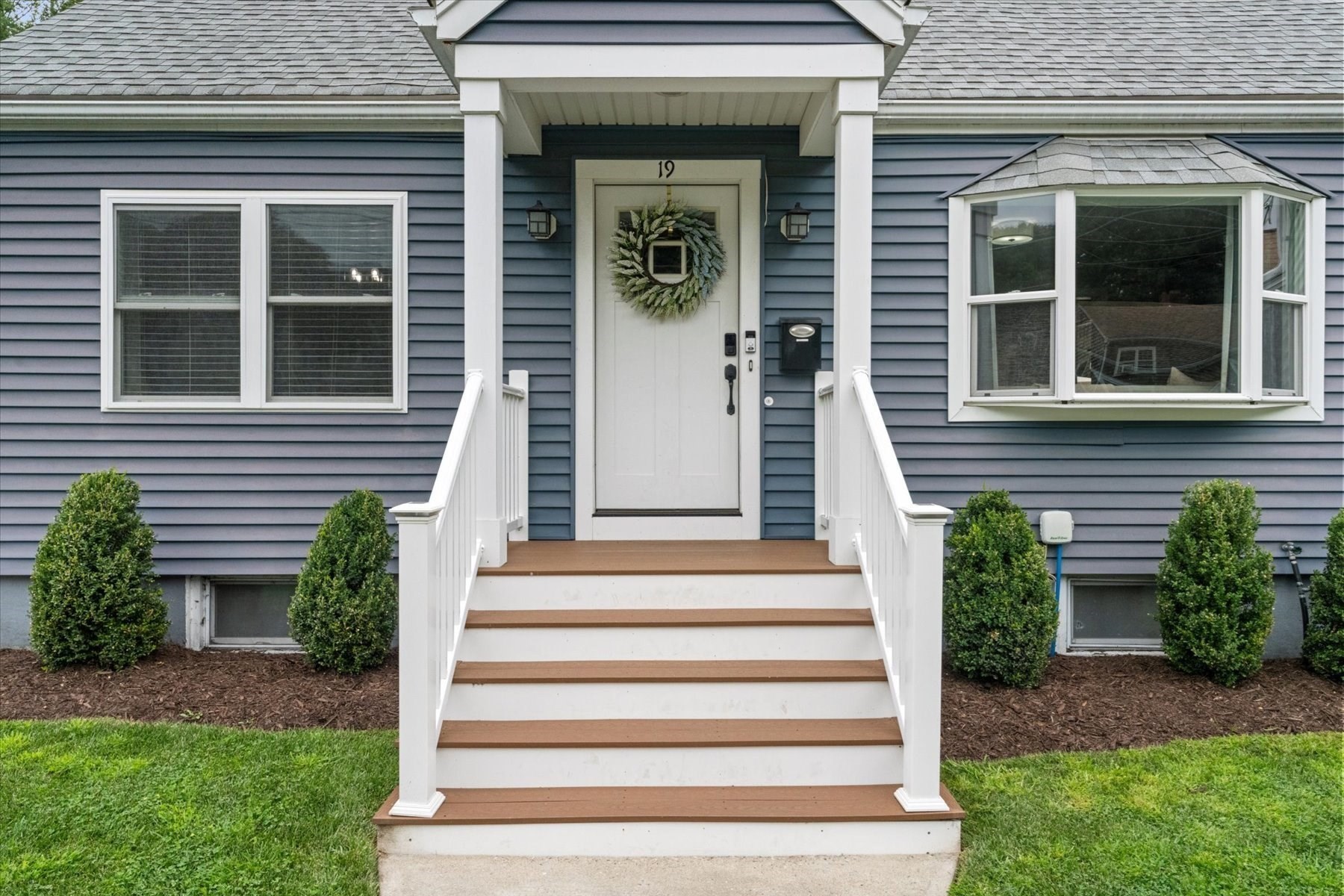 19 W Sigourney St, Lynn, MA 01905 - Image 2