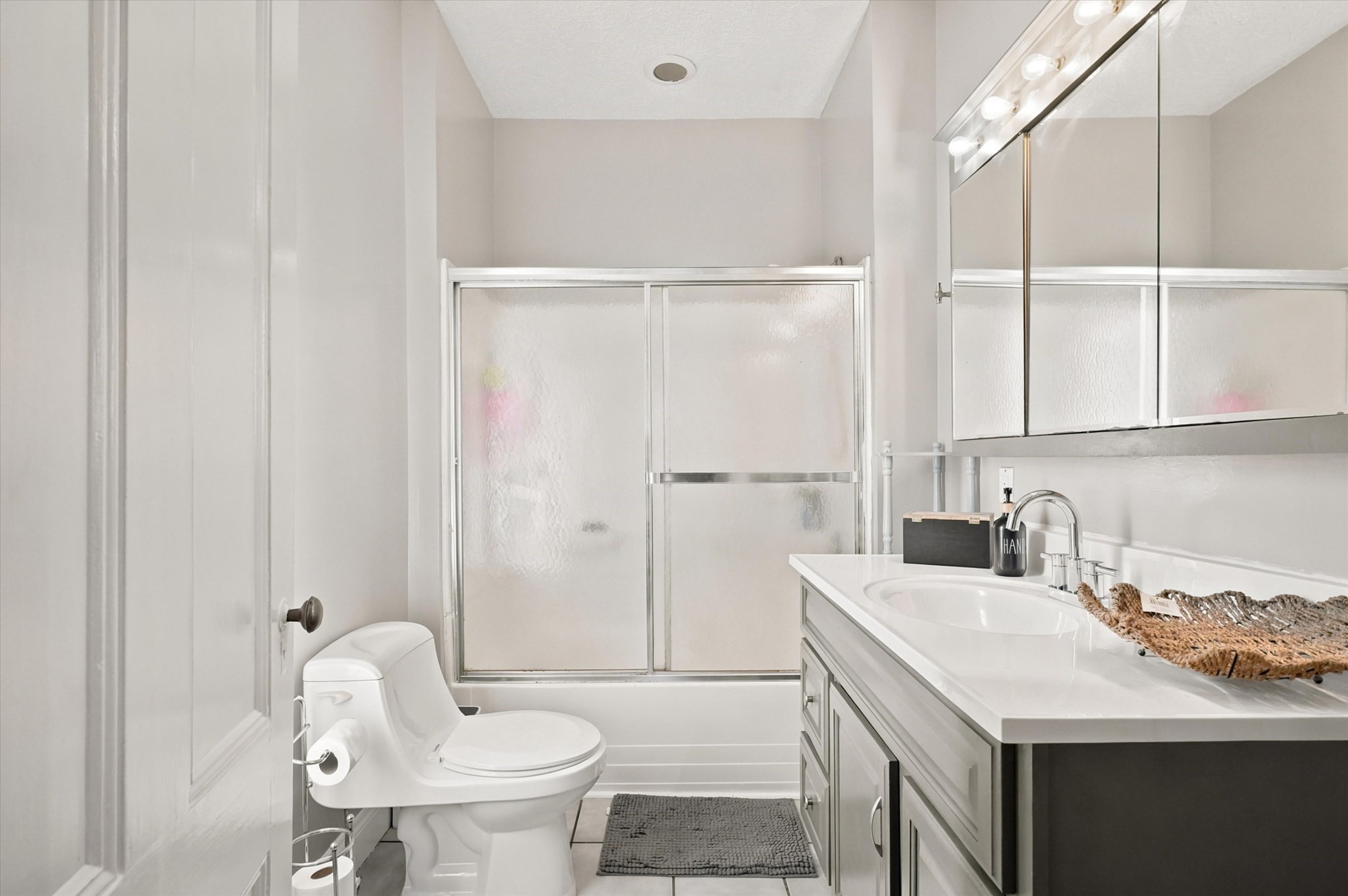 114 Central St, Peabody, MA 01960 - Image 13