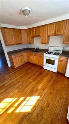 902 Furnace Brooke PKW, Apt 1L
