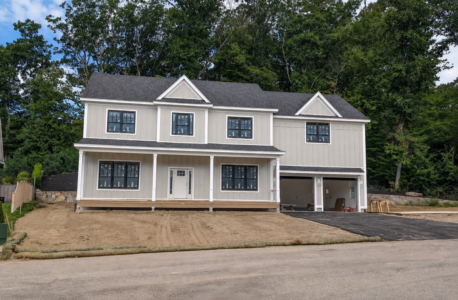 1 Indian Farm Rd, Hudson, MA 01749