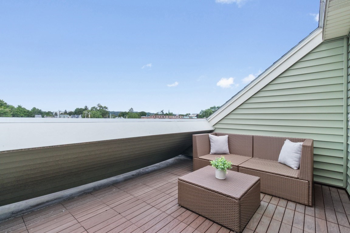 9 Russell St Unit 3, Waltham, MA 02453 - Image 18