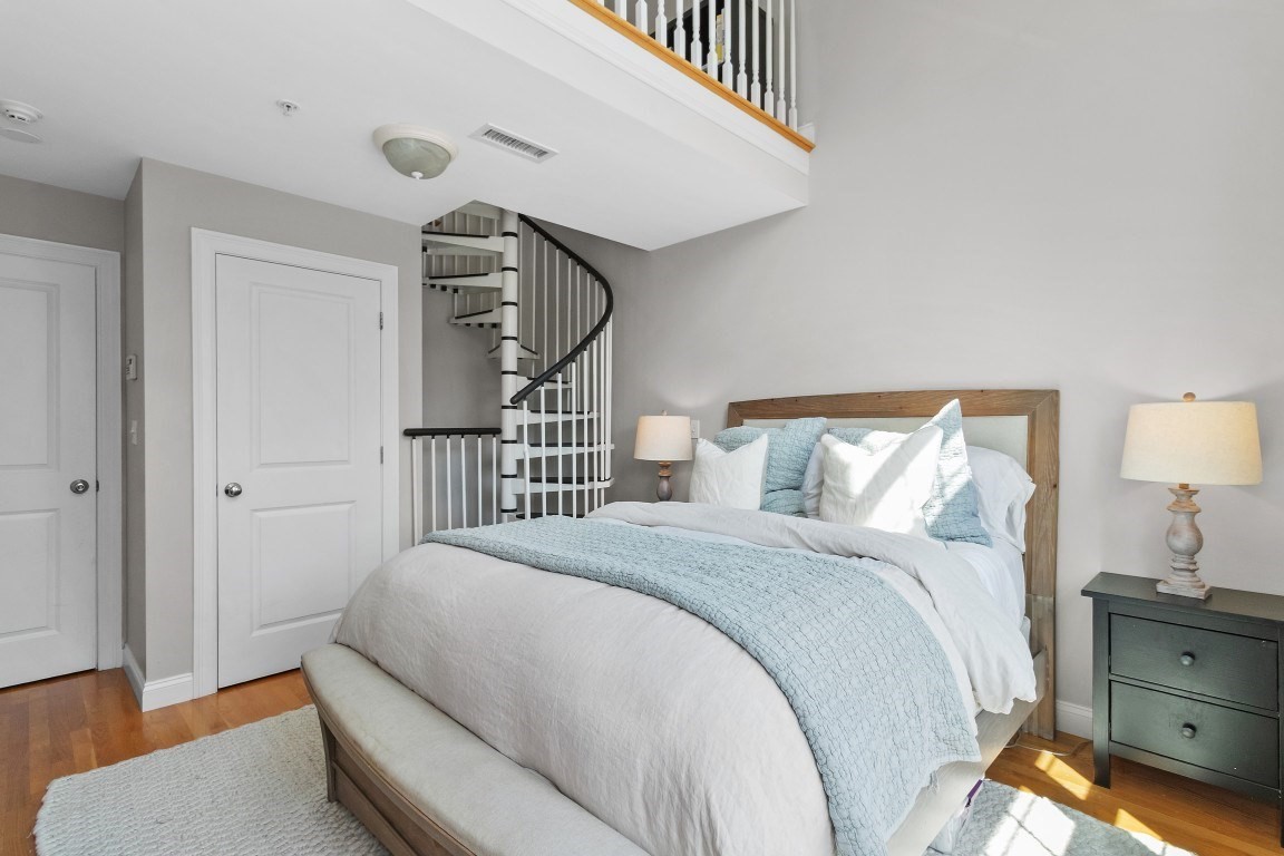 9 Russell St Unit 3, Waltham, MA 02453 - Image 10