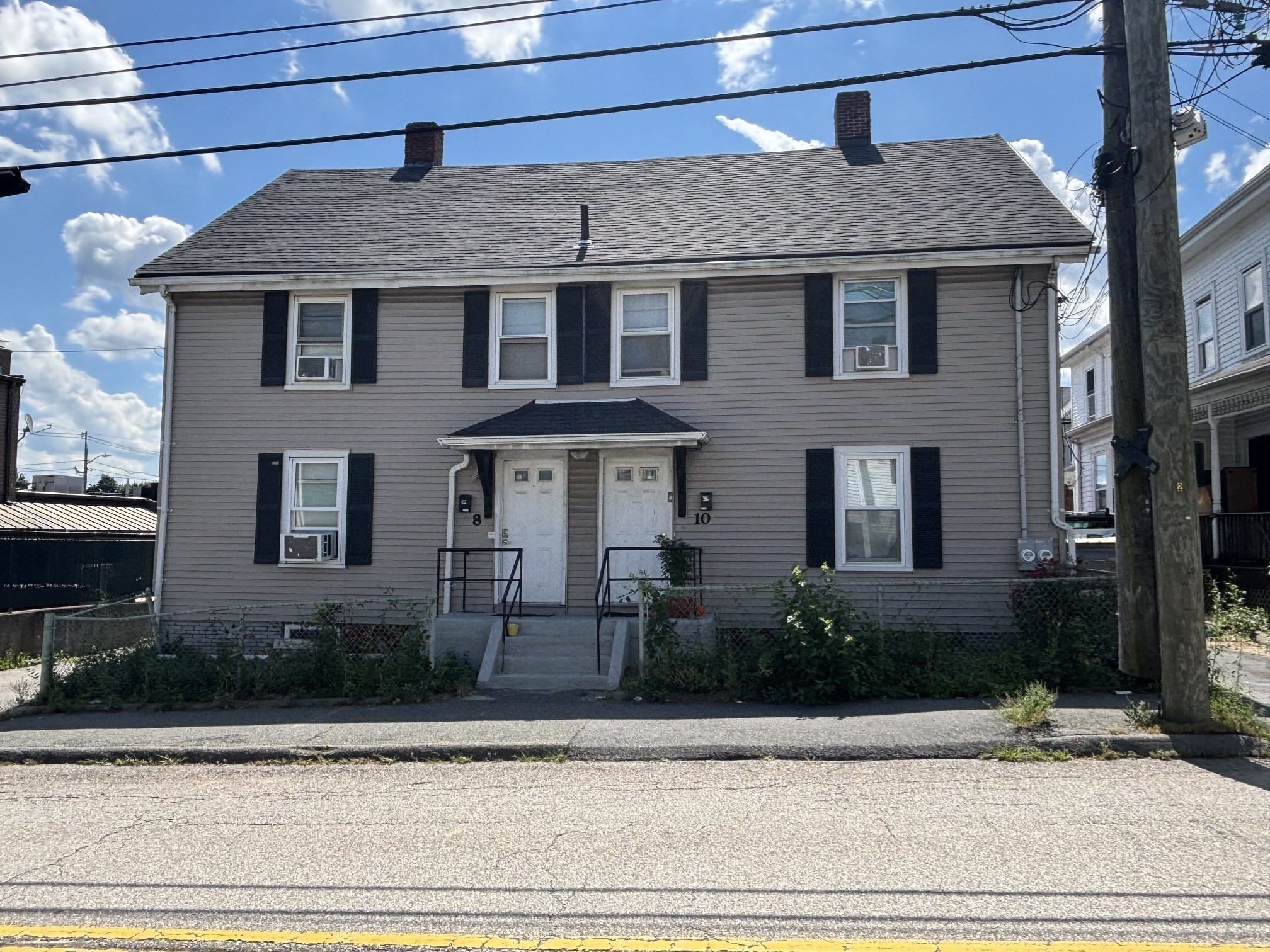 8 Highland St, Waltham, MA 02453